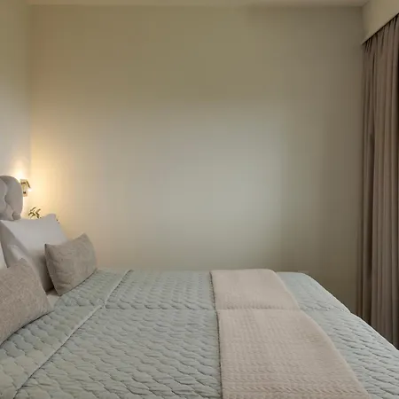 בית נופש Marina Residences Lassi *