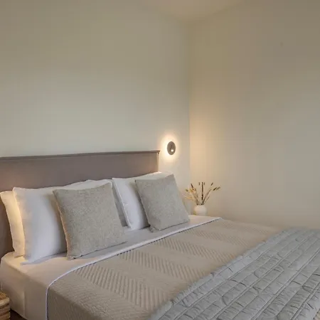 Marina Residences Lassi בית נופש *