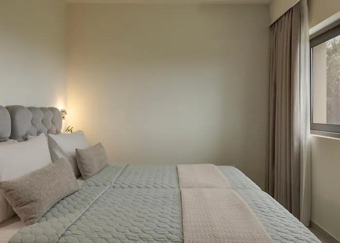בית נופש Marina Residences Lassi *