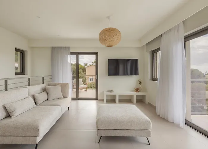 בית נופש Marina Residences Lassi לאסי