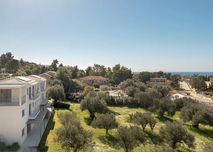 Marina Residences Lassi בית נופש *